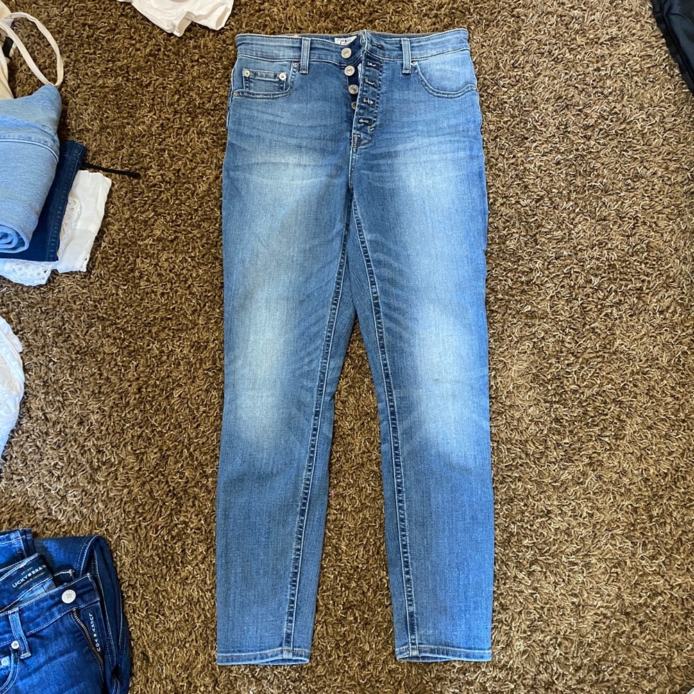 Lucky brand skinny jeans